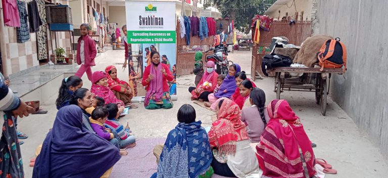 Community leader Savita conducting an informative session