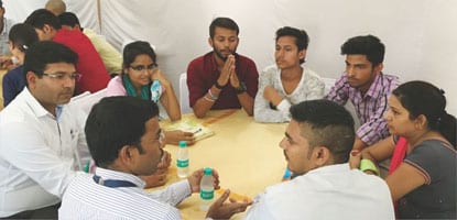 Mentoring session with STeP trainees in Kapashera
