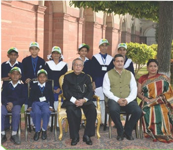 Smile children meet the President of India at Rashtrapati Bhavan