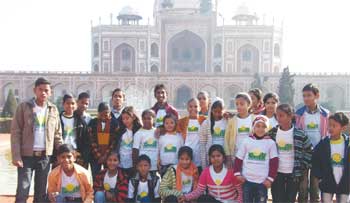 Mission Education kids on a HOHO ride of Delhi