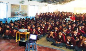 Students of Benhur Public School meet Kalam
